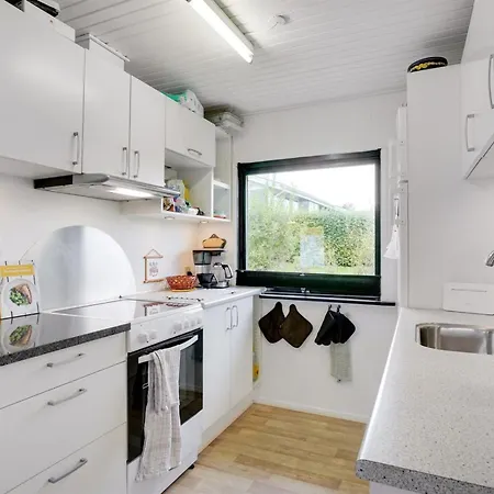 Clarita - 300m To The Fjord By Interhome